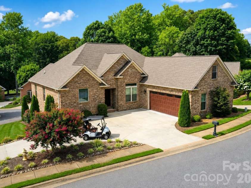 3793 Sarazen Court, Conover, NC 28613.  MLS# CAR4406224, YatesRealty ID 39016. Front of home