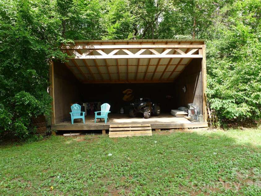 241 Grannaman Drive, Mocksville, NC 27028.  MLS# CAR4406242, YatesRealty ID 39017. 