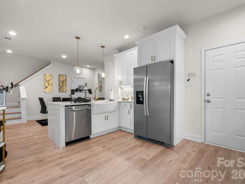 2130 New Hope Road, Gastonia, NC 28054.  MLS# CAR4388711, YatesRealty ID 39019. 