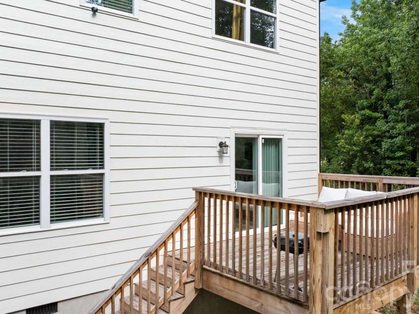 2130 New Hope Road, Gastonia, NC 28054.  MLS# CAR4388711, YatesRealty ID 39019. 