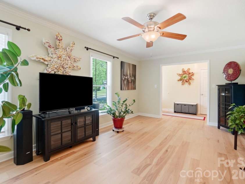 701 Blue Rock Drive, Charlotte, NC 28213.  MLS# CAR4395254, YatesRealty ID 39020. Formal living room