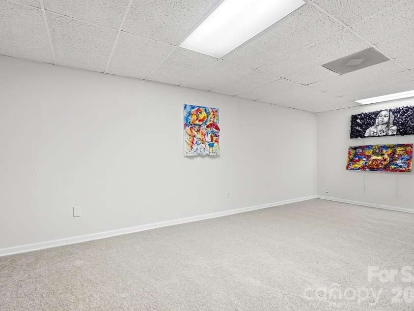 701 Blue Rock Drive, Charlotte, NC 28213.  MLS# CAR4395254, YatesRealty ID 39020. Now, surely this feels like home.