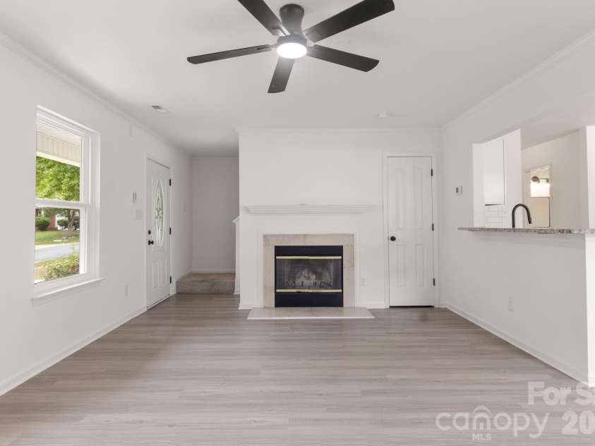 11125 Northwoods Forest Drive, Charlotte, NC 28214.  MLS# CAR4400829, YatesRealty ID 39021. 