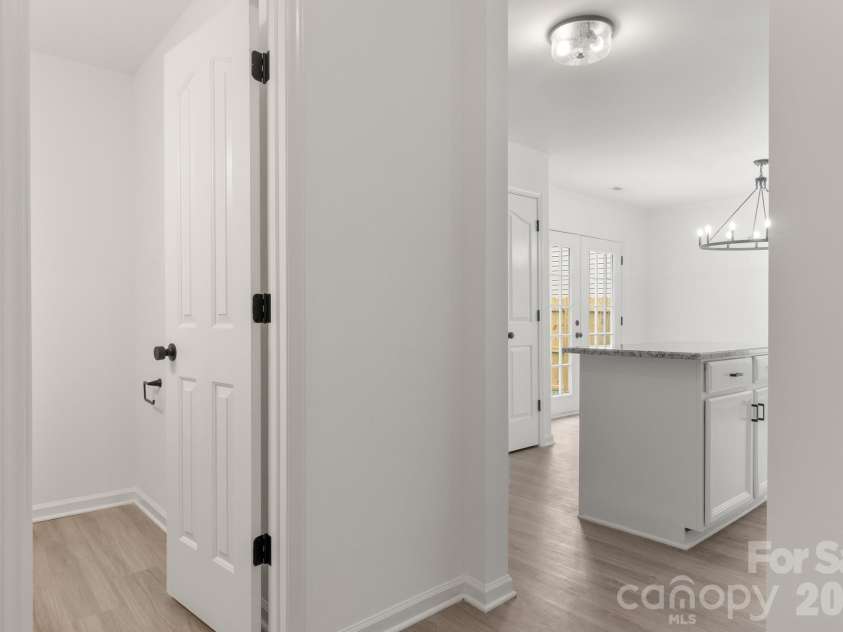 11125 Northwoods Forest Drive, Charlotte, NC 28214.  MLS# CAR4400829, YatesRealty ID 39021. 