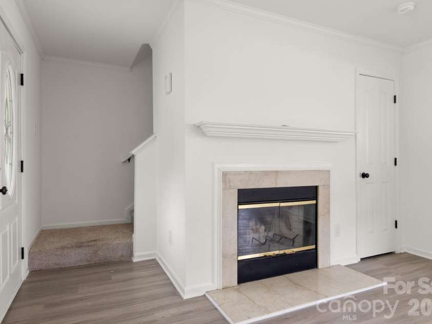 11125 Northwoods Forest Drive, Charlotte, NC 28214.  MLS# CAR4400829, YatesRealty ID 39021. 