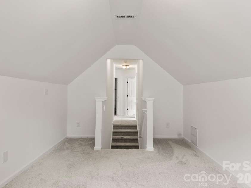 11125 Northwoods Forest Drive, Charlotte, NC 28214.  MLS# CAR4400829, YatesRealty ID 39021. 
