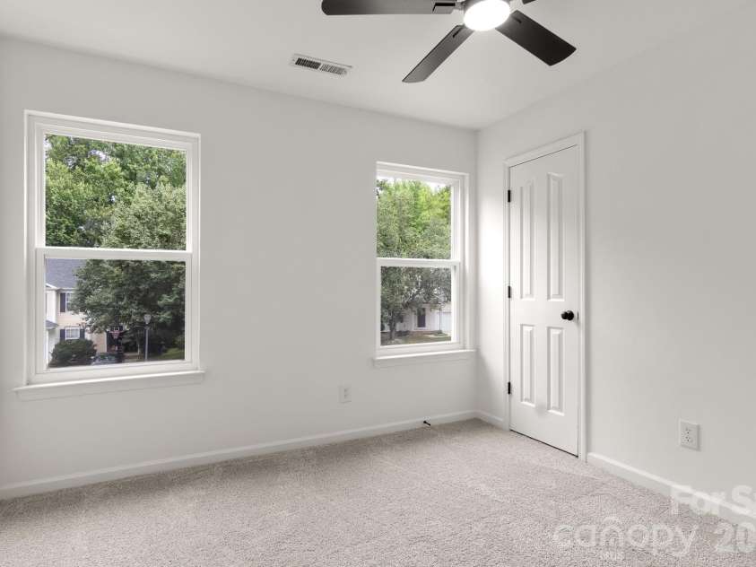11125 Northwoods Forest Drive, Charlotte, NC 28214.  MLS# CAR4400829, YatesRealty ID 39021. 