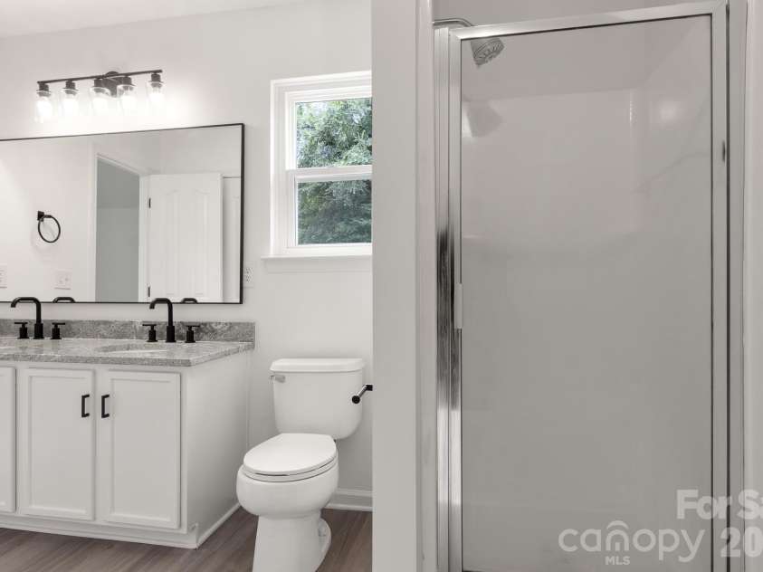 11125 Northwoods Forest Drive, Charlotte, NC 28214.  MLS# CAR4400829, YatesRealty ID 39021. 