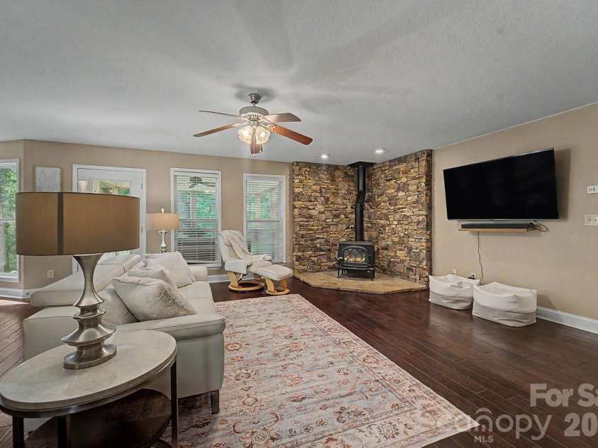 544 Stonehaven Drive, Cullowhee, NC 28723.  MLS# CAR4402717, YatesRealty ID 39022. 