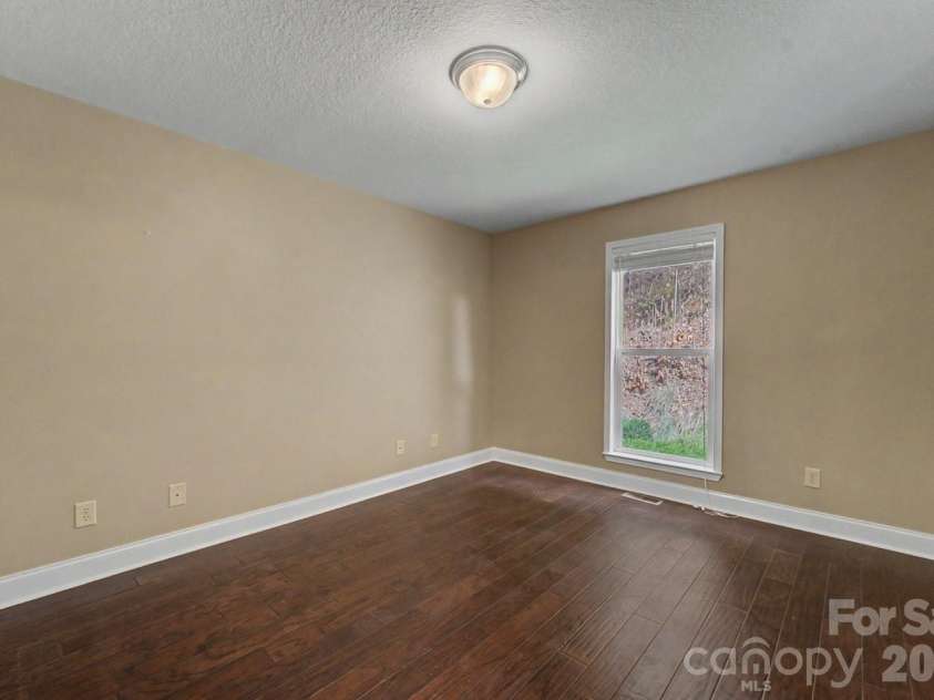 544 Stonehaven Drive, Cullowhee, NC 28723.  MLS# CAR4402717, YatesRealty ID 39022. 