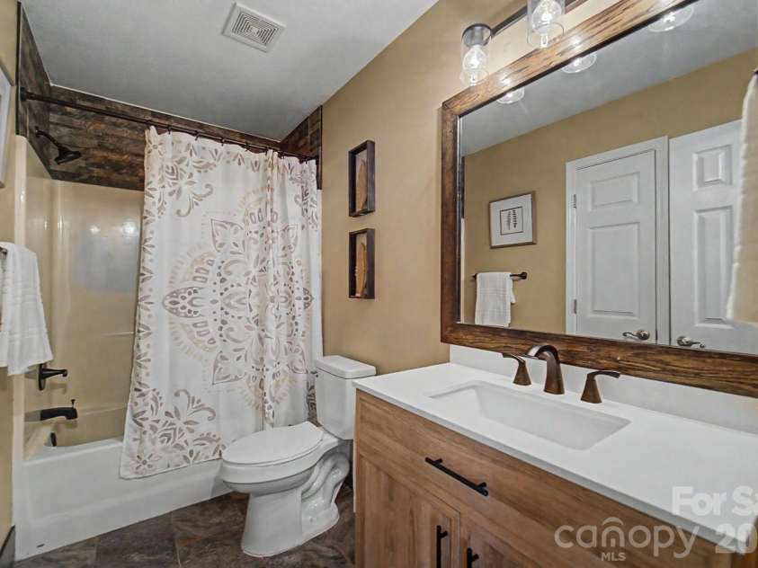 544 Stonehaven Drive, Cullowhee, NC 28723.  MLS# CAR4402717, YatesRealty ID 39022. 