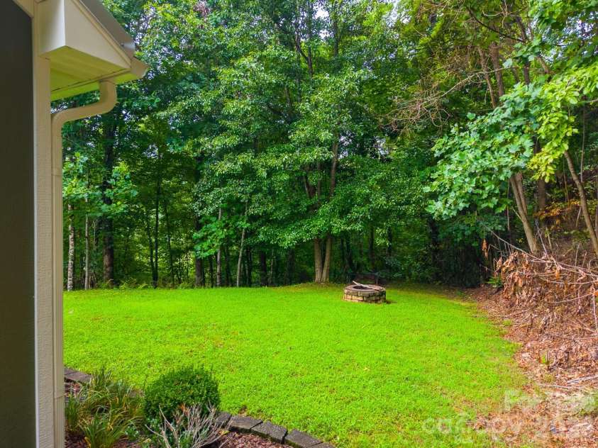 544 Stonehaven Drive, Cullowhee, NC 28723.  MLS# CAR4402717, YatesRealty ID 39022. 