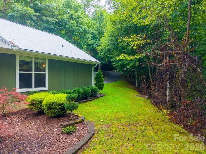 544 Stonehaven Drive, Cullowhee, NC 28723.  MLS# CAR4402717, YatesRealty ID 39022. 