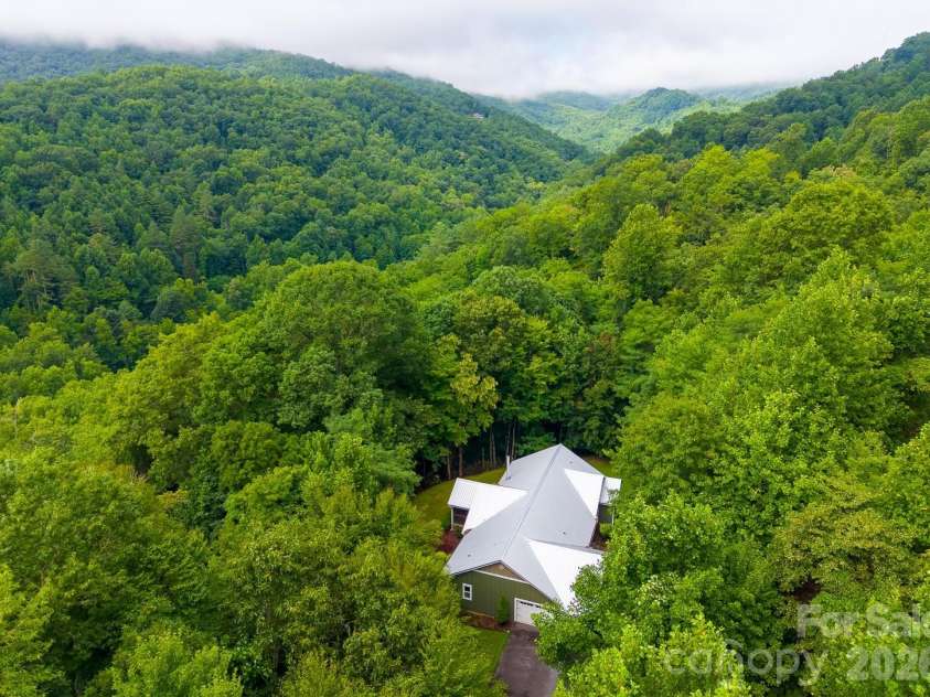 544 Stonehaven Drive, Cullowhee, NC 28723.  MLS# CAR4402717, YatesRealty ID 39022. 