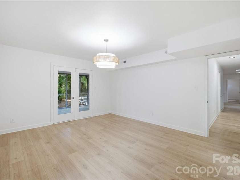 1107 Spring Fall Court, Charlotte, NC 28213.  MLS# CAR4404724, YatesRealty ID 39025. 