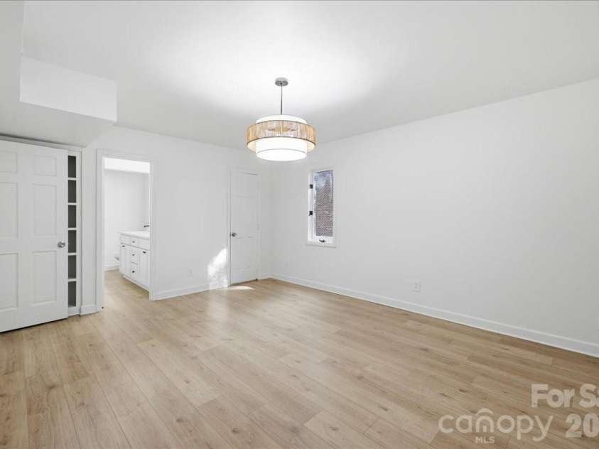 1107 Spring Fall Court, Charlotte, NC 28213.  MLS# CAR4404724, YatesRealty ID 39025. 