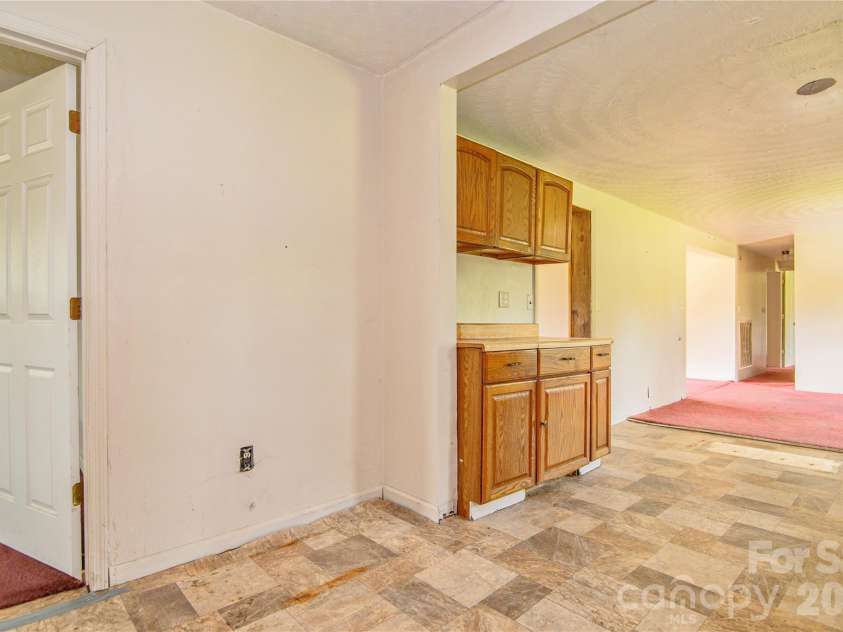 129 Sandy Ridge Lane, Gaston, NC 27832.  MLS# CAR4404660, YatesRealty ID 39027. 