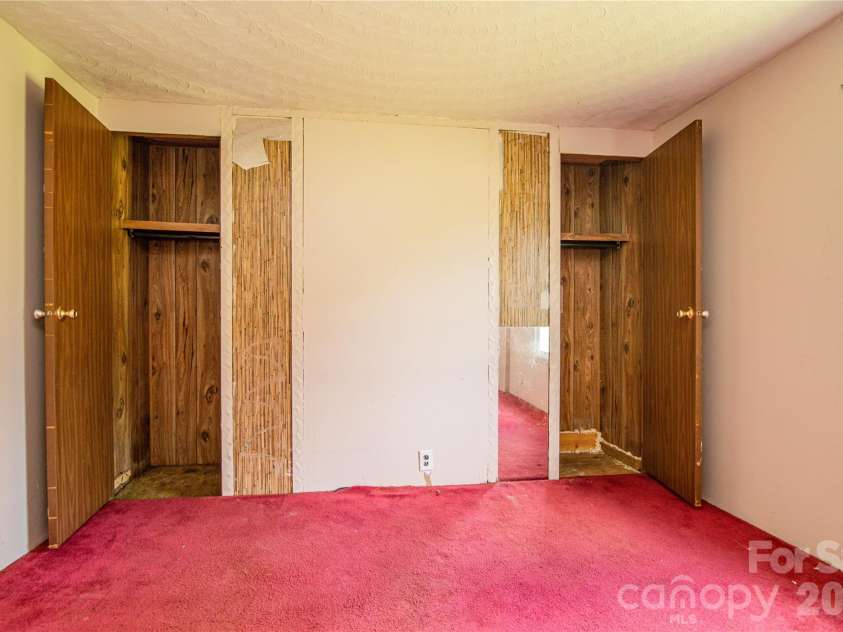 129 Sandy Ridge Lane, Gaston, NC 27832.  MLS# CAR4404660, YatesRealty ID 39027. 