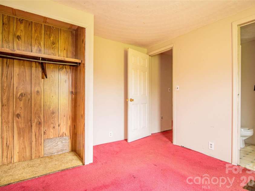 129 Sandy Ridge Lane, Gaston, NC 27832.  MLS# CAR4404660, YatesRealty ID 39027. 