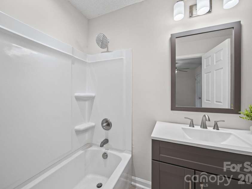 4316 Mckinley Drive, Charlotte, NC 28208.  MLS# CAR4404752, YatesRealty ID 39029. 