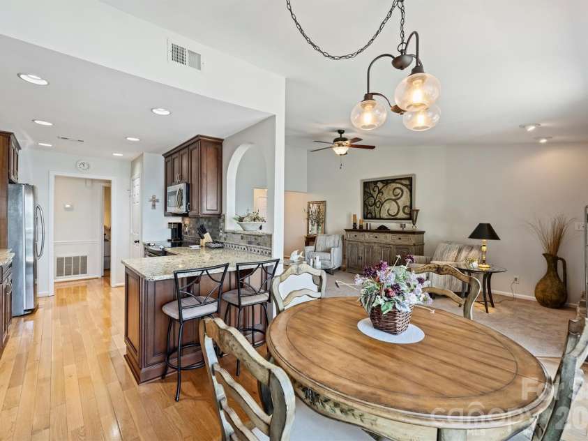 20427 Harborgate Court, Cornelius, NC 28031.  MLS# CAR4400359, YatesRealty ID 39030. 