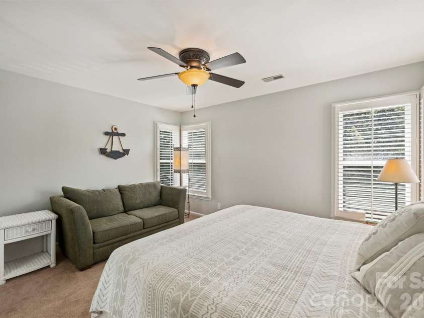 20427 Harborgate Court, Cornelius, NC 28031.  MLS# CAR4400359, YatesRealty ID 39030. 