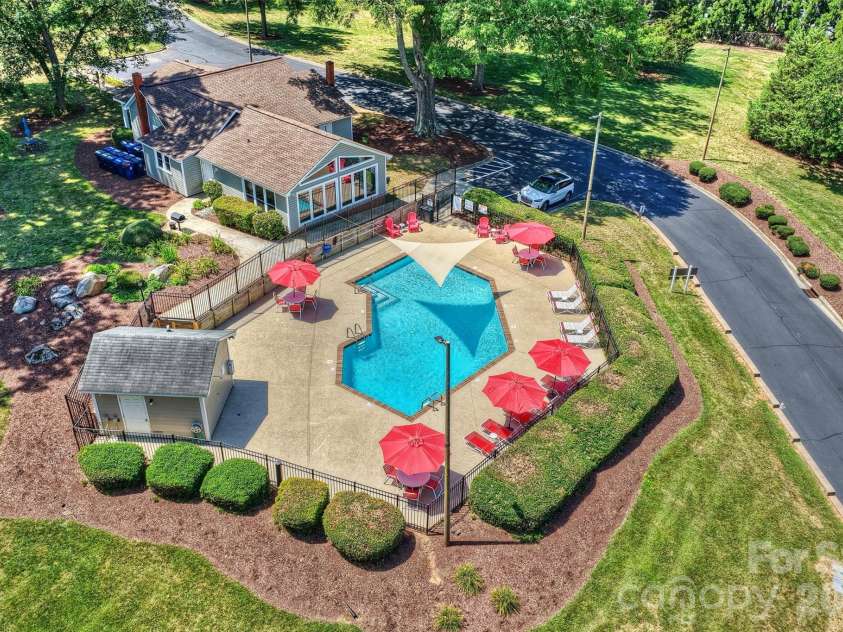 20427 Harborgate Court, Cornelius, NC 28031.  MLS# CAR4400359, YatesRealty ID 39030. 