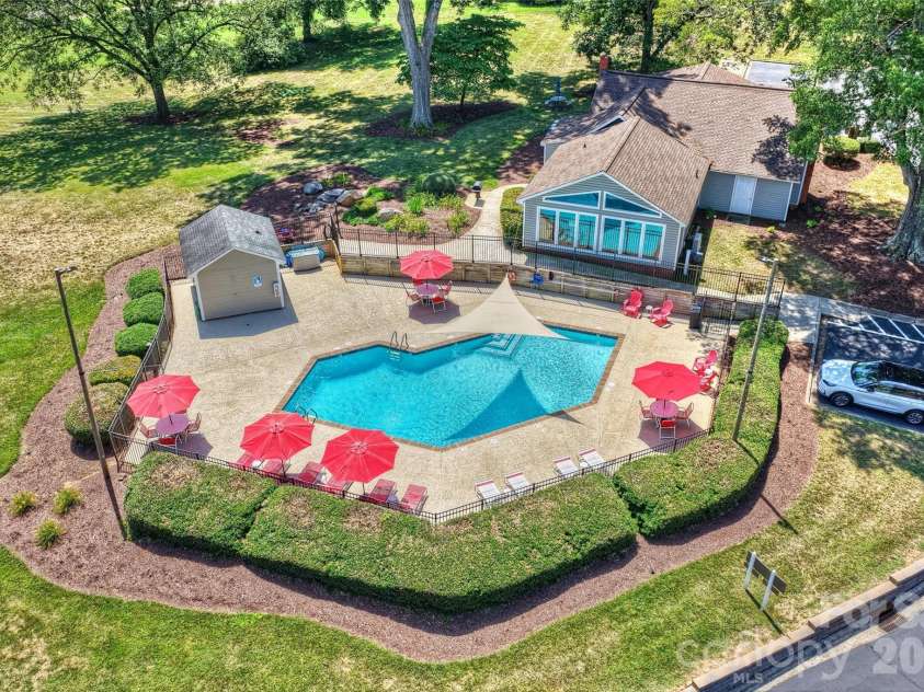 20427 Harborgate Court, Cornelius, NC 28031.  MLS# CAR4400359, YatesRealty ID 39030. 