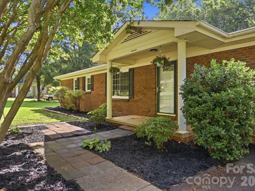 4855 Pleasant Place Road, Salisbury, NC 28147.  MLS# CAR4406098, YatesRealty ID 39032. 