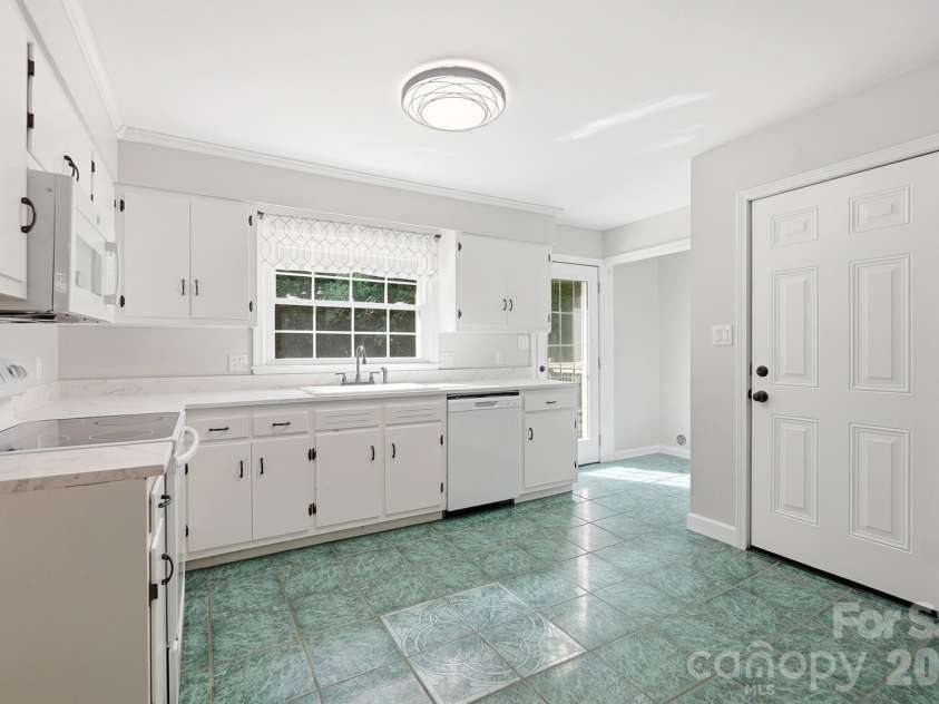 4855 Pleasant Place Road, Salisbury, NC 28147.  MLS# CAR4406098, YatesRealty ID 39032. 