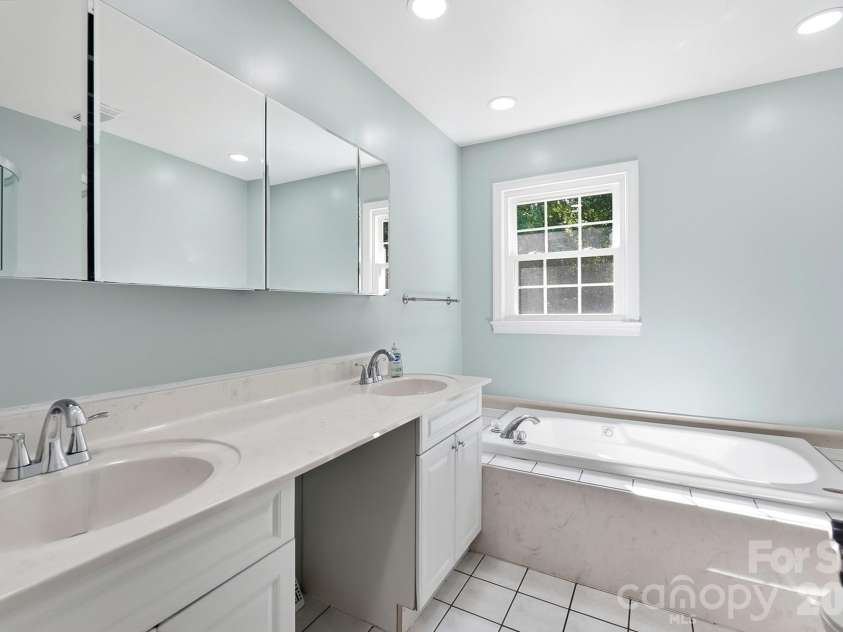 4855 Pleasant Place Road, Salisbury, NC 28147.  MLS# CAR4406098, YatesRealty ID 39032. 