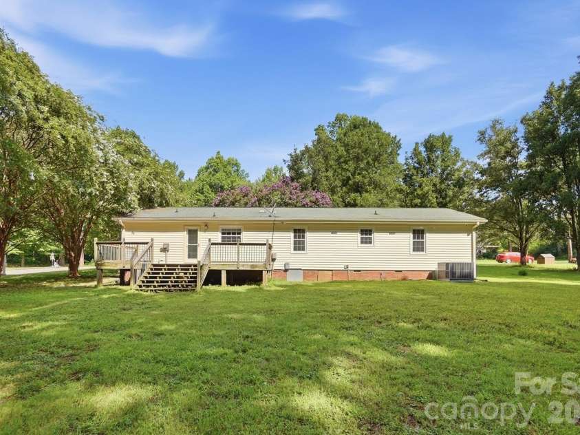 4855 Pleasant Place Road, Salisbury, NC 28147.  MLS# CAR4406098, YatesRealty ID 39032. 