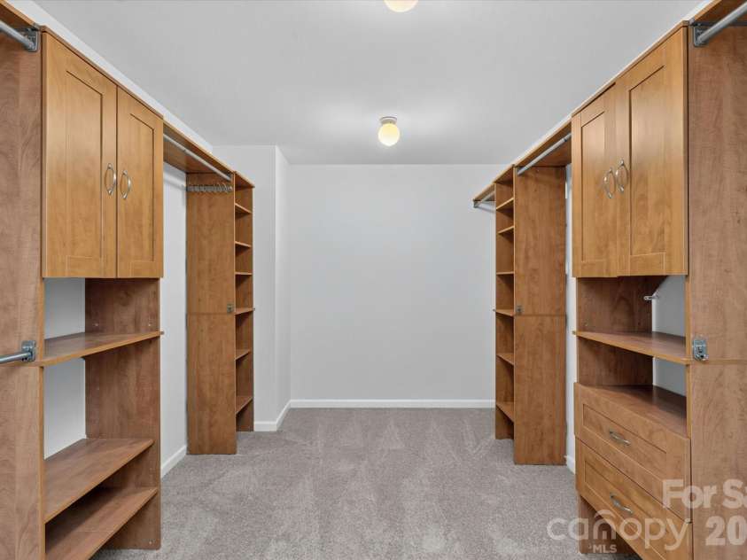 6042 Laurent Avenue, Fort Mill, SC 29715.  MLS# CAR4403776, YatesRealty ID 39033. Built in Master Closet