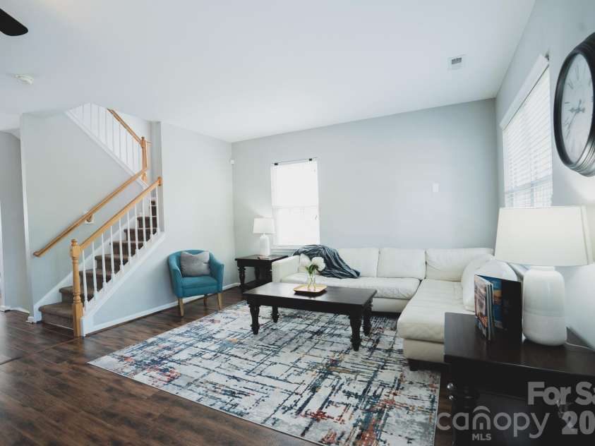 7051 Brighton Park Drive, Charlotte, NC 28227.  MLS# CAR4399270, YatesRealty ID 39034. Great for entertaining.