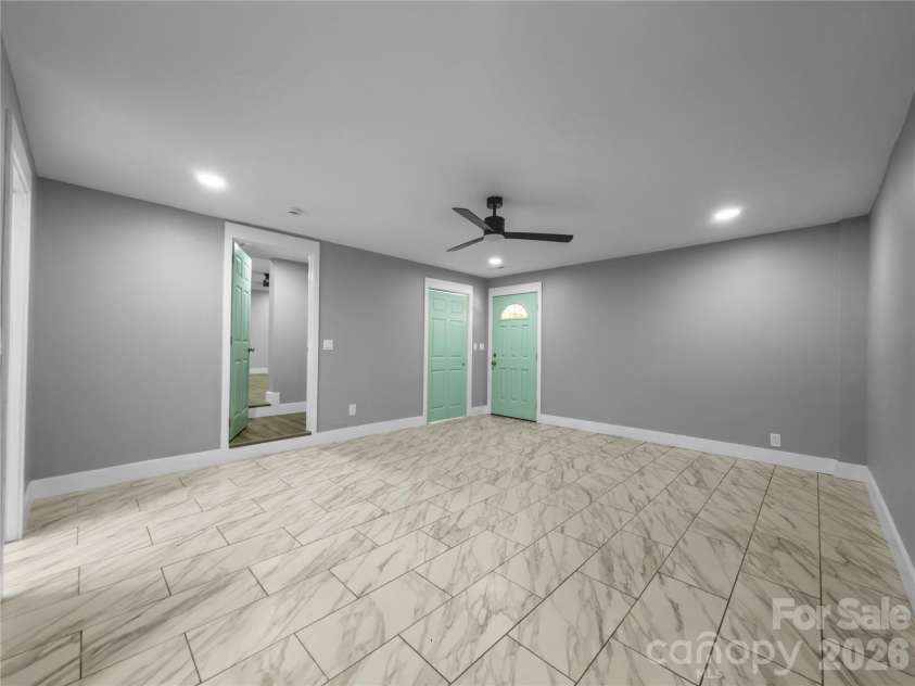 2117 Emma Circle, Lancaster, SC 29720.  MLS# CAR4404855, YatesRealty ID 39035. 