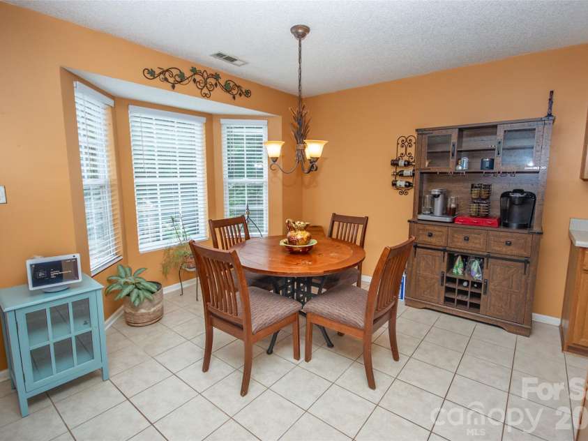 588 Abbeydale Road, Harmony, NC 28634.  MLS# CAR4403987, YatesRealty ID 39036. 