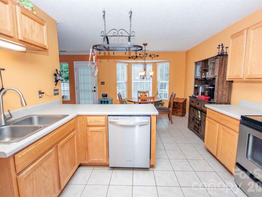 588 Abbeydale Road, Harmony, NC 28634.  MLS# CAR4403987, YatesRealty ID 39036. 