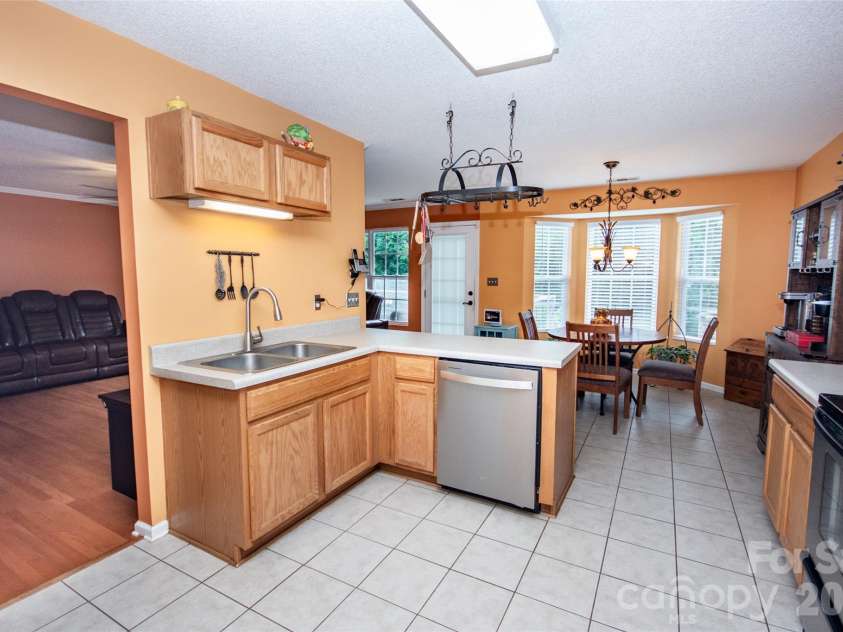 588 Abbeydale Road, Harmony, NC 28634.  MLS# CAR4403987, YatesRealty ID 39036. 