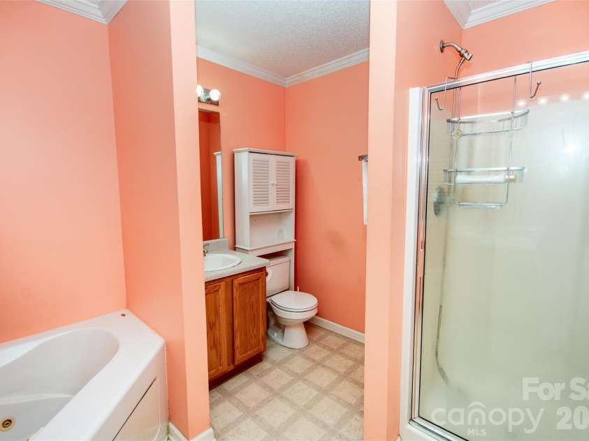588 Abbeydale Road, Harmony, NC 28634.  MLS# CAR4403987, YatesRealty ID 39036. 