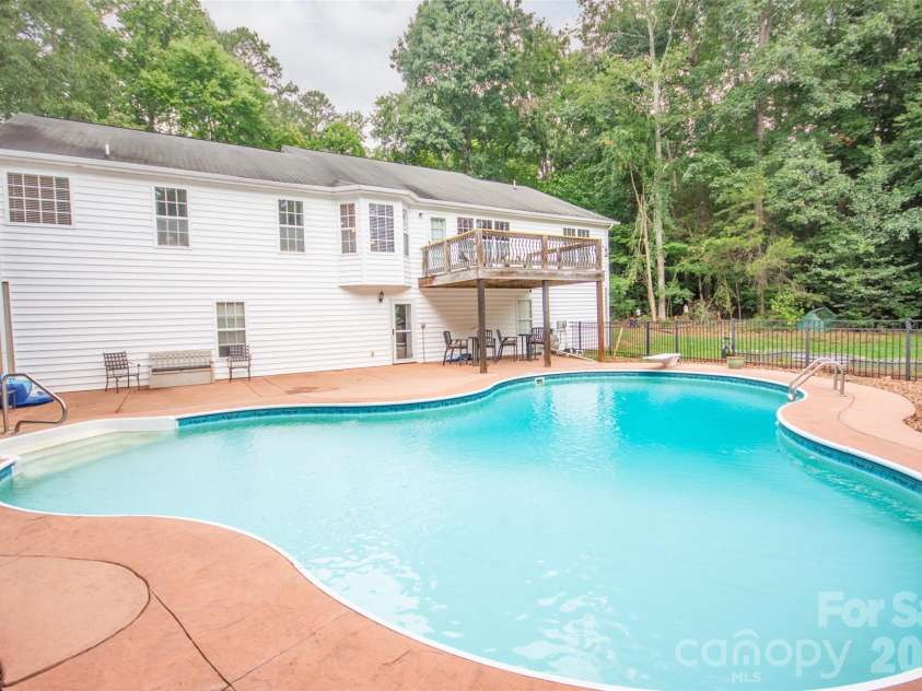 588 Abbeydale Road, Harmony, NC 28634.  MLS# CAR4403987, YatesRealty ID 39036. 