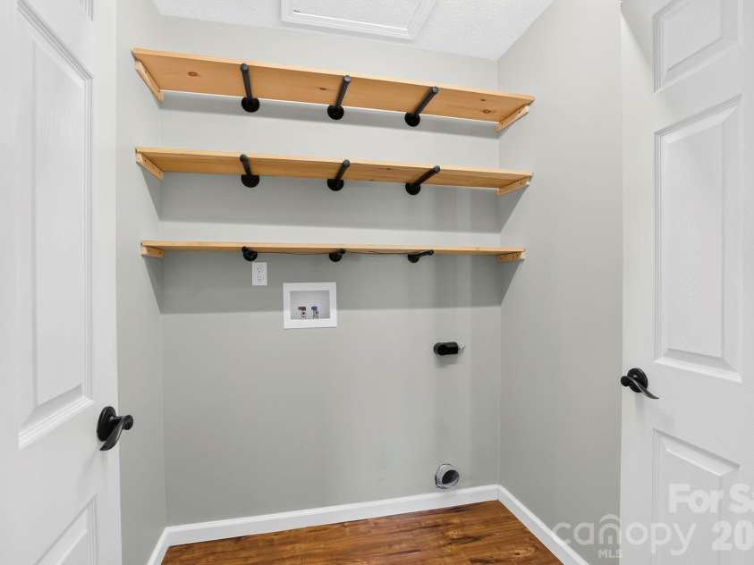 51 Kay Thomas Drive, Hendersonville, NC 28792.  MLS# CAR4406229, YatesRealty ID 39037. 
