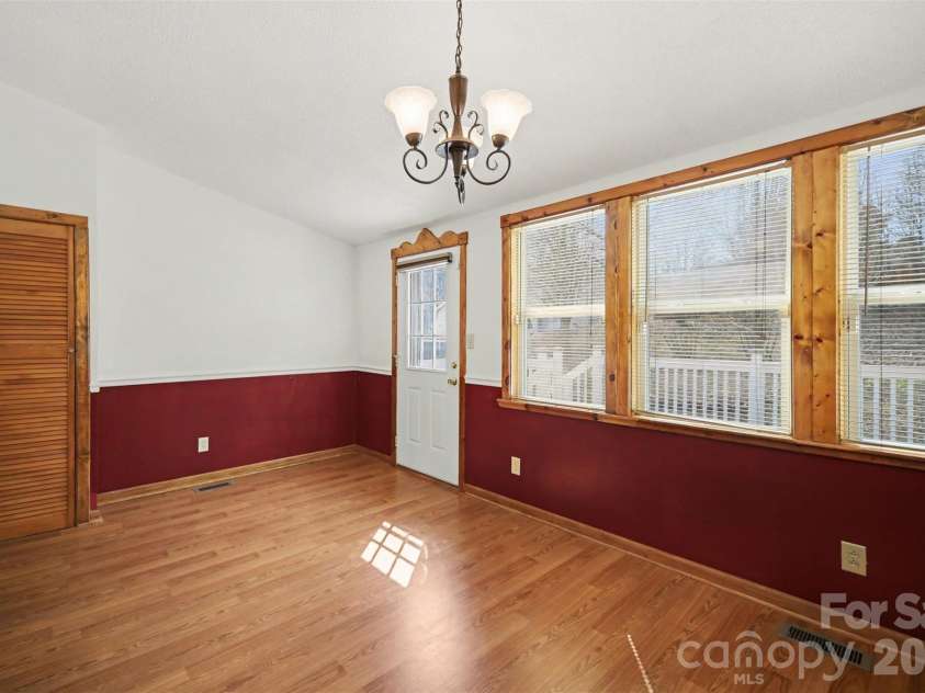 1233 Marcela Drive, Gastonia, NC 28054.  MLS# CAR4345297, YatesRealty ID 3904. 