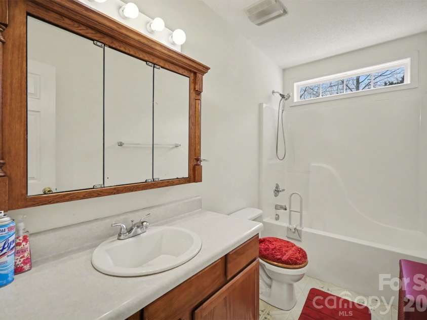 1233 Marcela Drive, Gastonia, NC 28054.  MLS# CAR4345297, YatesRealty ID 3904. 