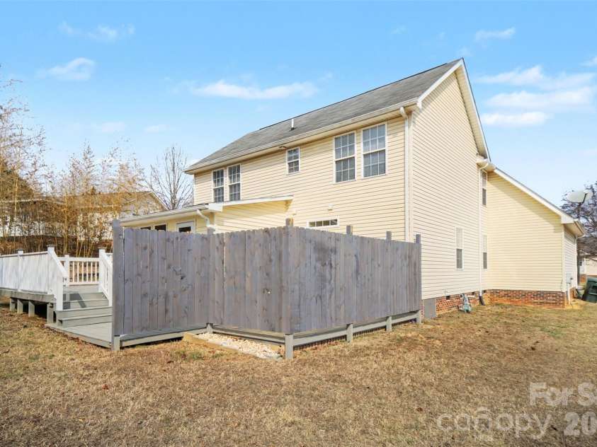 1233 Marcela Drive, Gastonia, NC 28054.  MLS# CAR4345297, YatesRealty ID 3904. 