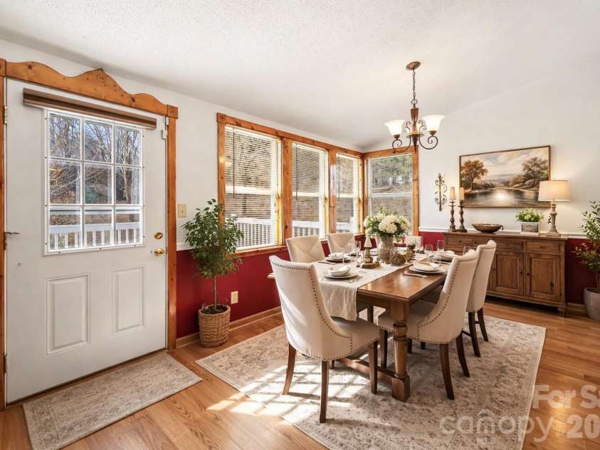 1233 Marcela Drive, Gastonia, NC 28054.  MLS# CAR4345297, YatesRealty ID 3904. Virtually Staged