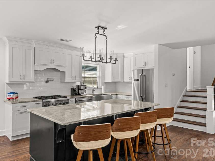 1830 Edgewater Drive, Charlotte, NC 28210.  MLS# CAR4340663, YatesRealty ID 3904. 