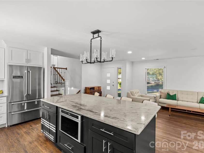 1830 Edgewater Drive, Charlotte, NC 28210.  MLS# CAR4340663, YatesRealty ID 3904. 