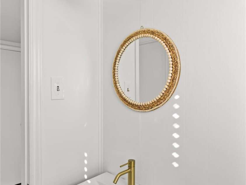 1830 Edgewater Drive, Charlotte, NC 28210.  MLS# CAR4340663, YatesRealty ID 3904. 