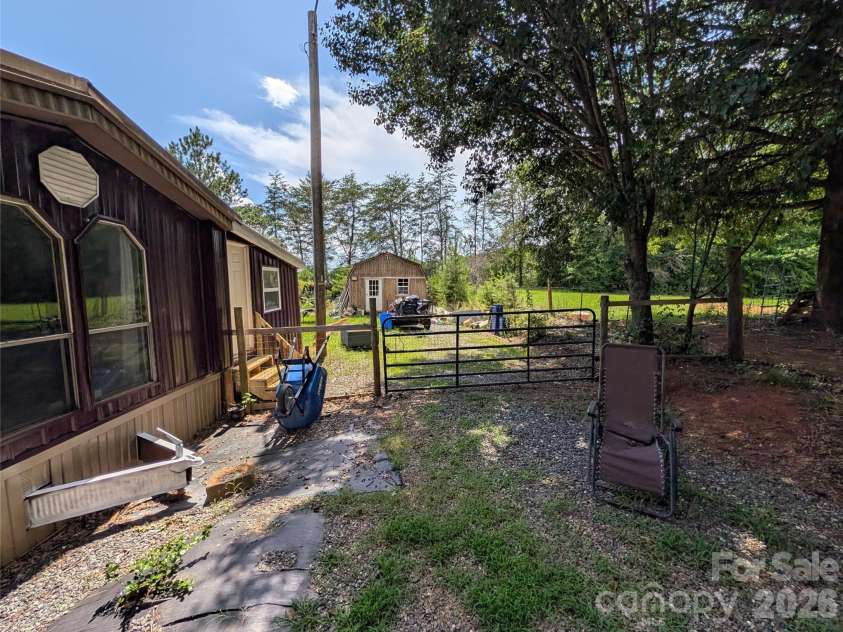 2339 Journeys Pass, Newton, NC 28658.  MLS# CAR4405544, YatesRealty ID 39041. 