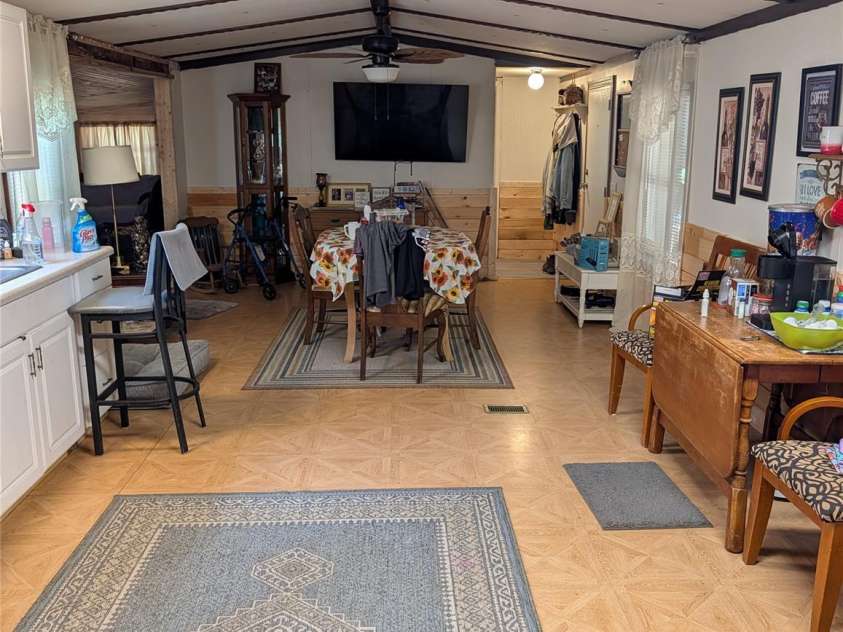 2339 Journeys Pass, Newton, NC 28658.  MLS# CAR4405544, YatesRealty ID 39041. 